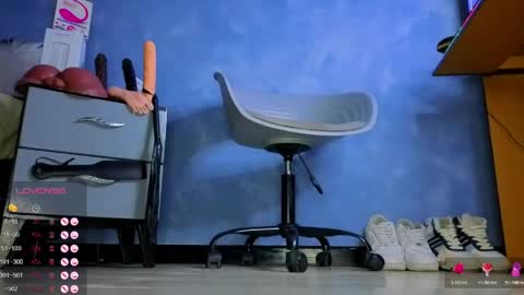 Tom online show from April 26, 2026, 3:48 am