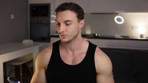 Tom online show from December 18, 2025, 7:47 am