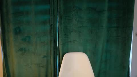 Tom online show from April 11, 2026, 7:45 am