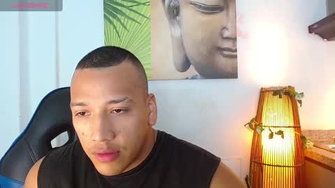 Tom muscle1 online show from February 7, 2025, 6:13 pm