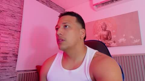 Tom muscle1 online show from December 20, 2025, 11:28 am