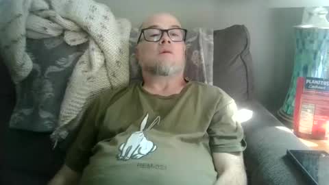 Snapshot of tom_nsfw chatting on July 13, 2026, 3:04 pm tom online show from July 13, 2026, 3:04 pm