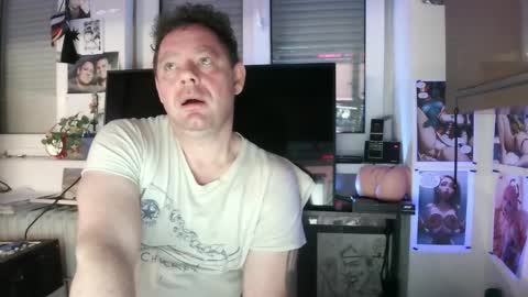 Snapshot of tomame_ chatting on January 27, 2025, 1:48 am tomame_ online show from January 27, 2025, 1:48 am