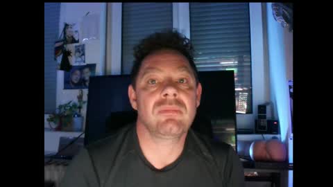 Snapshot of tomame_ chatting on January 28, 2025, 11:50 pm tomame_ online show from January 28, 2025, 11:50 pm
