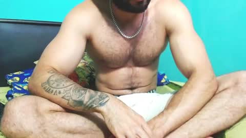 Snapshot of tomas_wolfk chatting on January 9, 2025, 2:18 pm Andres. online show from January 9, 2025, 2:18 pm