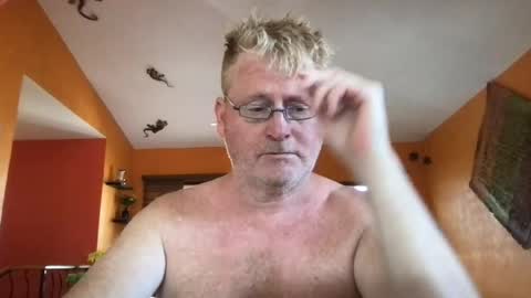 Hola online show from July 21, 2026, 12:13 am