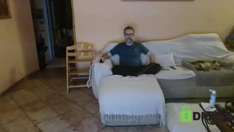 Tomas Milian online show from November 21, 2025, 11:14 pm