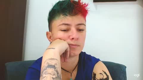 Blue online show from February 27, 2025, 6:09 pm