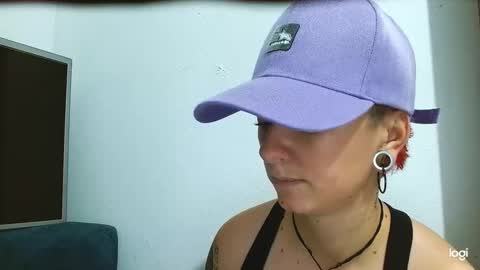 Blue online show from March 6, 2025, 9:42 pm