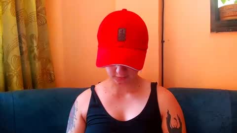 Snapshot of tomboyblue chatting on July 21, 2026, 4:09 pm Blue online show from July 21, 2026, 4:09 pm