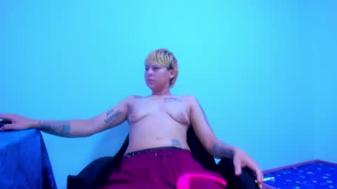 tomboygirl69 online show from April 11, 2026, 5:50 pm