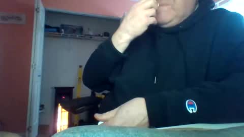 Snapshot of tomcat4848 chatting on January 7, 2026, 7:27 pm tomcat4848 online show from January 7, 2026, 7:27 pm