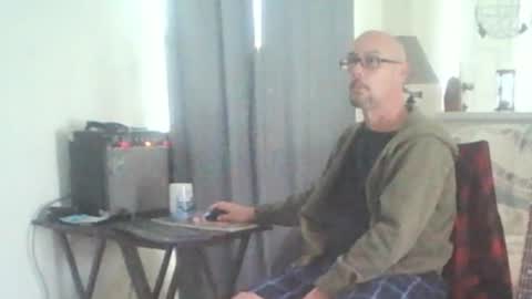 sirmuggsalot online show from November 18, 2025, 3:16 pm