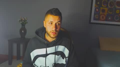 tomDavisXl online show from February 20, 2026, 2:52 am