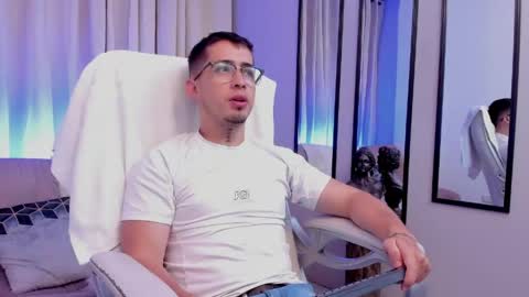 Tomas online show from April 18, 2026, 11:14 am