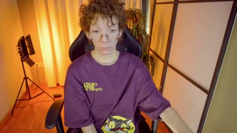 Tommie online show from February 14, 2025, 5:19 am