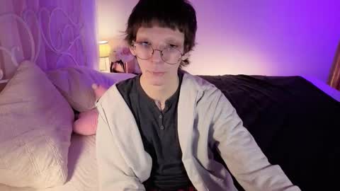 Tommie online show from September 27, 2025, 12:21 pm