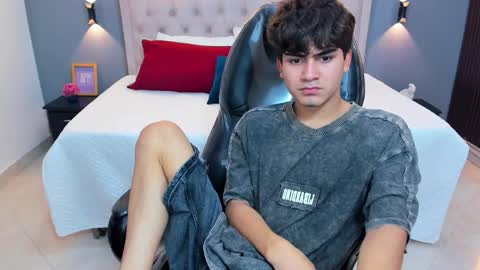 Tommy  online show from March 29, 2026, 3:28 am