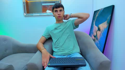 Tommy  Scott online show from November 17, 2025, 11:16 am