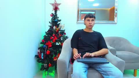 Tommy  Scott online show from November 25, 2025, 11:10 am