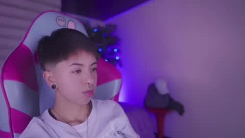 Blue  online show from April 1, 2026, 1:28 am