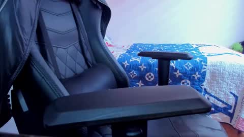 Twitter BreddTommy IG tommy bredd online show from September 19, 2025, 6:08 pm