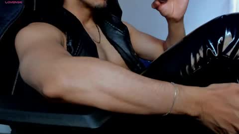 Snapshot of tommy_bred chatting on June 4, 2026, 6:25 pm Twitter BreddTommy IG tommy bredd online show from June 4, 2026, 6:25 pm