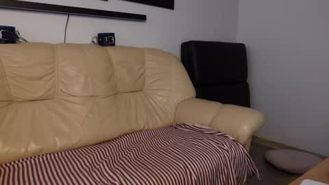  tommy burnzzz  online show from December 16, 2024, 9:14 am