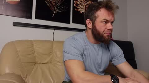  tommy burnzzz  online show from December 23, 2024, 2:56 am