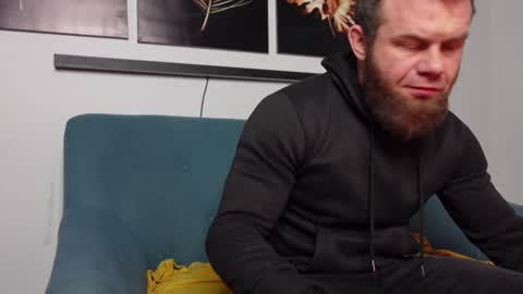  tommy burnzzz  online show from February 14, 2025, 3:11 am