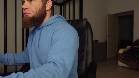  tommy burnzzz  online show from February 16, 2025, 5:37 am