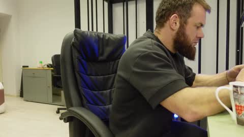  tommy burnzzz  online show from February 27, 2025, 5:34 am