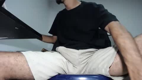   Thomas    online show from February 22, 2025, 12:16 am