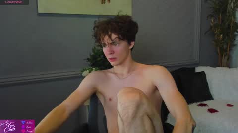 Snapshot of tommy_jamm chatting on February 12, 2025, 6:09 pm Tommy online show from February 12, 2025, 6:09 pm