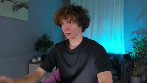 Snapshot of tommy_jamm chatting on October 17, 2025, 3:14 pm Tommy online show from October 17, 2025, 3:14 pm