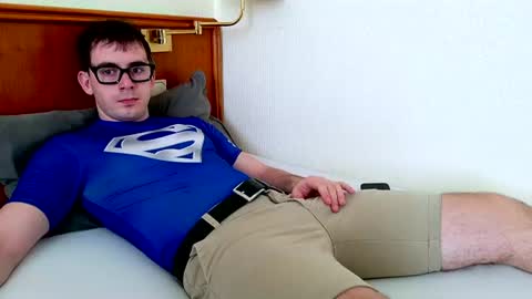 Snapshot of tommy_rafs chatting on July 1, 2026, 12:18 pm Thomas online show from July 1, 2026, 12:18 pm