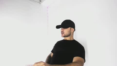 Snapshot of tommy_sccott chatting on October 1, 2025, 10:27 pm tommy_sccott online show from October 1, 2025, 10:27 pm