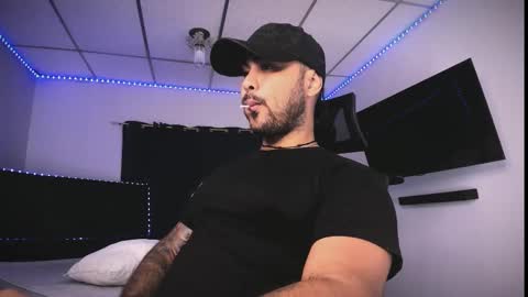 Snapshot of tommy_sccott chatting on February 28, 2026, 11:50 pm tommy_sccott online show from February 28, 2026, 11:50 pm