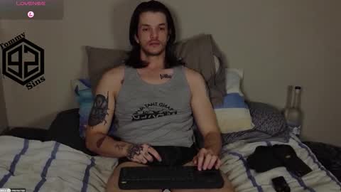 Tommy Sins online show from November 5, 2025, 5:02 pm