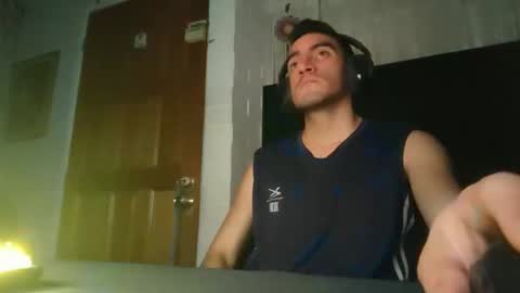 Snapshot of tommypv20 chatting on January 10, 2026, 4:58 am Tommy online show from January 10, 2026, 4:58 am