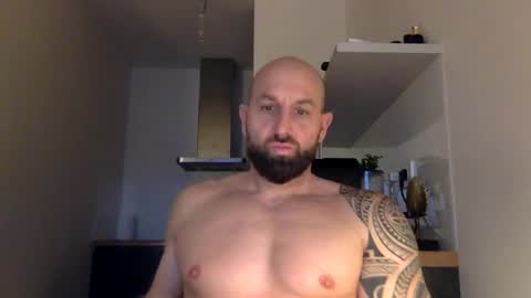 Snapshot of tommyx01 chatting on January 11, 2025, 3:09 pm Thomas Fit online show from January 11, 2025, 3:09 pm