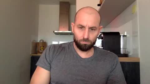 Snapshot of tommyx01 chatting on January 16, 2025, 9:48 am Thomas Fit online show from January 16, 2025, 9:48 am