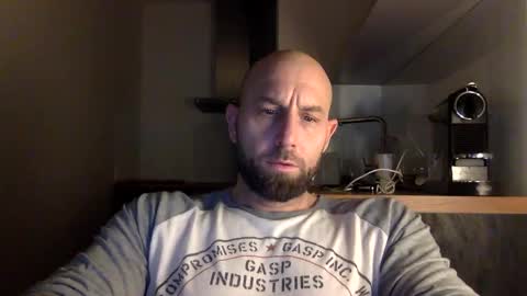 Snapshot of tommyx01 chatting on February 3, 2025, 8:13 pm Thomas Fit online show from February 3, 2025, 8:13 pm