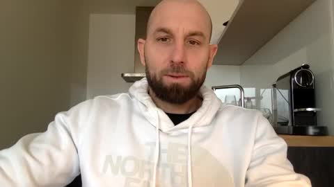 Snapshot of tommyx01 chatting on February 6, 2025, 10:26 am Thomas Fit online show from February 6, 2025, 10:26 am