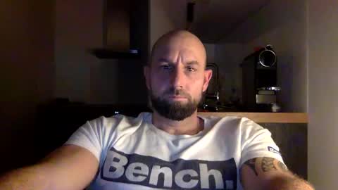 Snapshot of tommyx01 chatting on February 7, 2025, 9:04 pm Thomas Fit online show from February 7, 2025, 9:04 pm