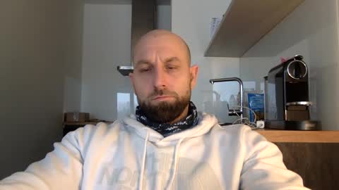 Snapshot of tommyx01 chatting on February 13, 2025, 8:06 am Thomas Fit online show from February 13, 2025, 8:06 am