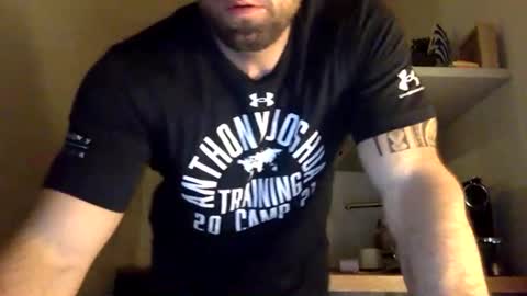 Snapshot of tommyx01 chatting on March 3, 2025, 12:26 am Thomas Fit online show from March 3, 2025, 12:26 am