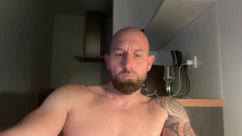 Snapshot of tommyx01 chatting on September 19, 2025, 8:53 pm Thomas Fit online show from September 19, 2025, 8:53 pm