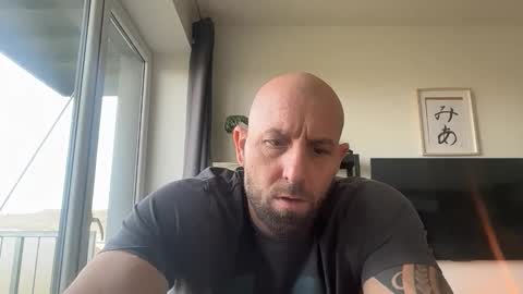 Snapshot of tommyx01 chatting on October 31, 2025, 9:54 am Thomas Fit online show from October 31, 2025, 9:54 am