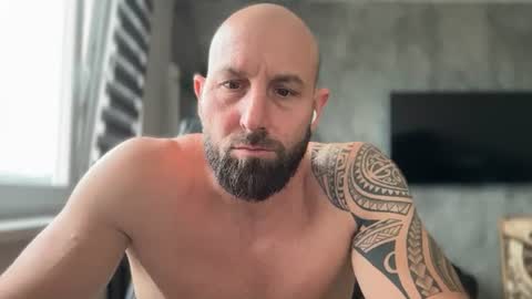 Snapshot of tommyx01 chatting on July 7, 2026, 7:23 am Thomas Fit online show from July 7, 2026, 7:23 am